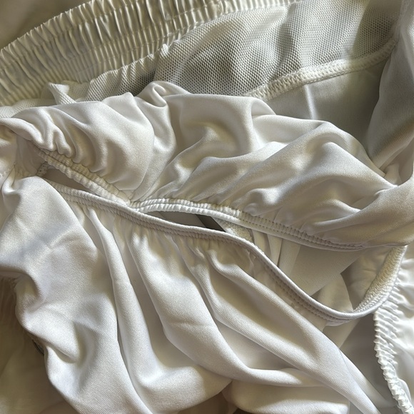 NEW Nike dri-fit running shorts - Picture 14 of 14